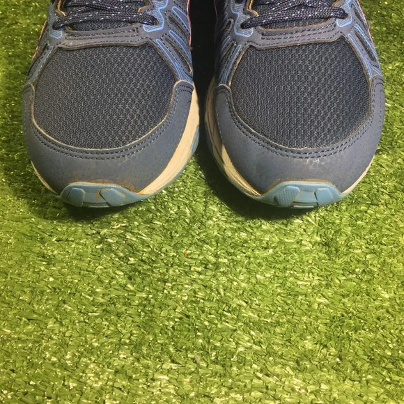 Womens ASICS tennis shoes trail running shoes size 7 blue/pink lightweight - Picture 3 of 4